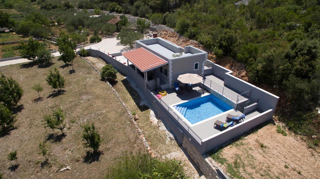Vacation Home Meri Mirce Exterior foto